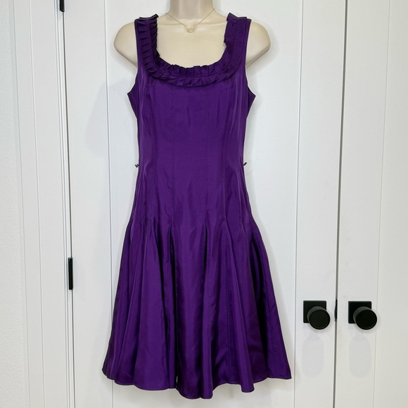 Badgley Mischka Silk Fit and Flare Dress Size 4 Satin Purple Elegant Cocktail - Picture 2 of 10